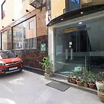 Hotel Paragon Suites