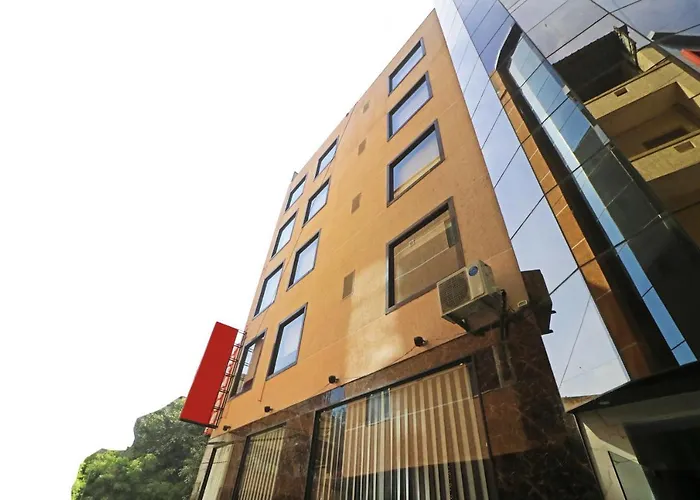 Hotel Paragon Suites