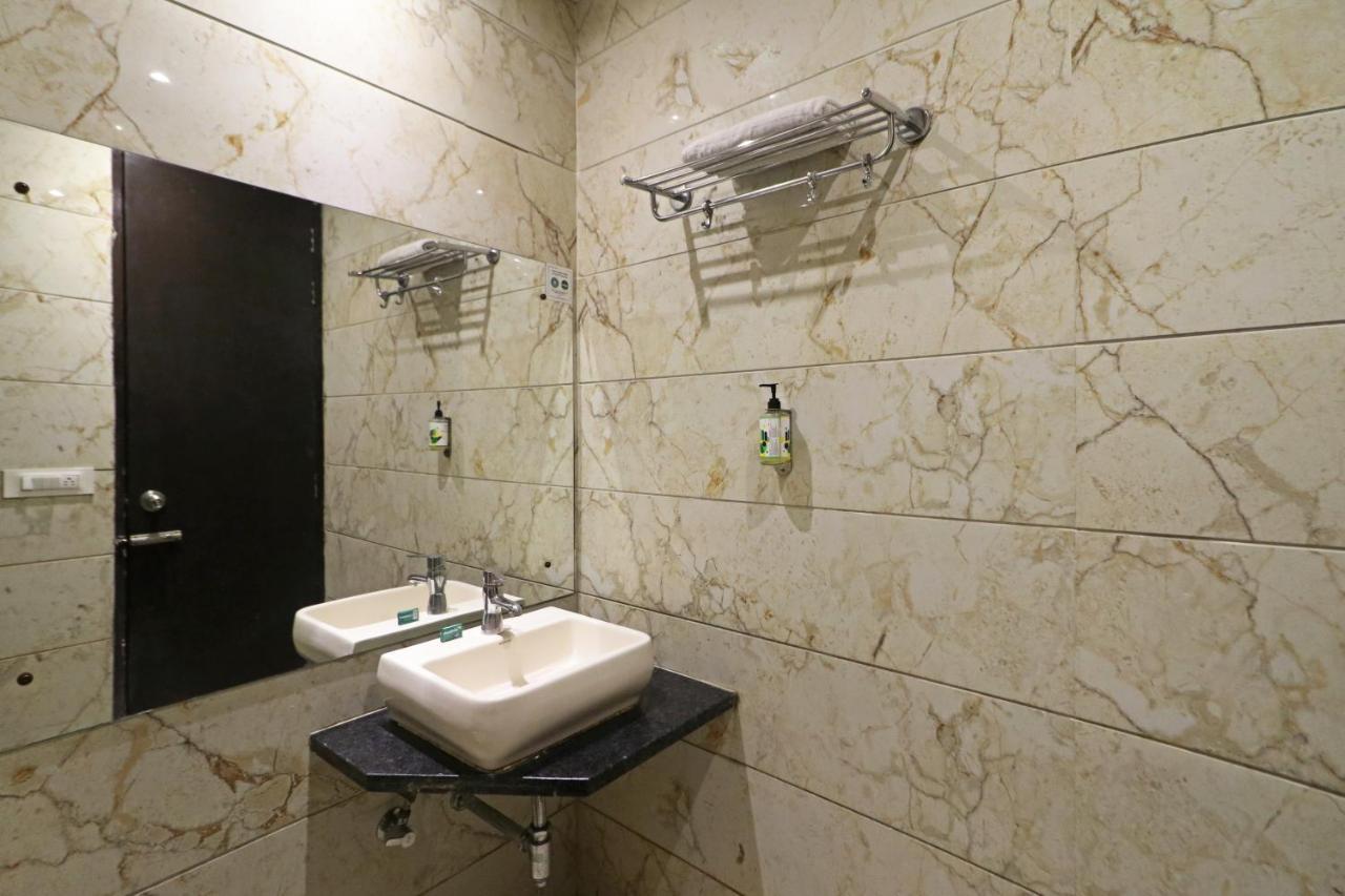Paragon Suites New Delhi