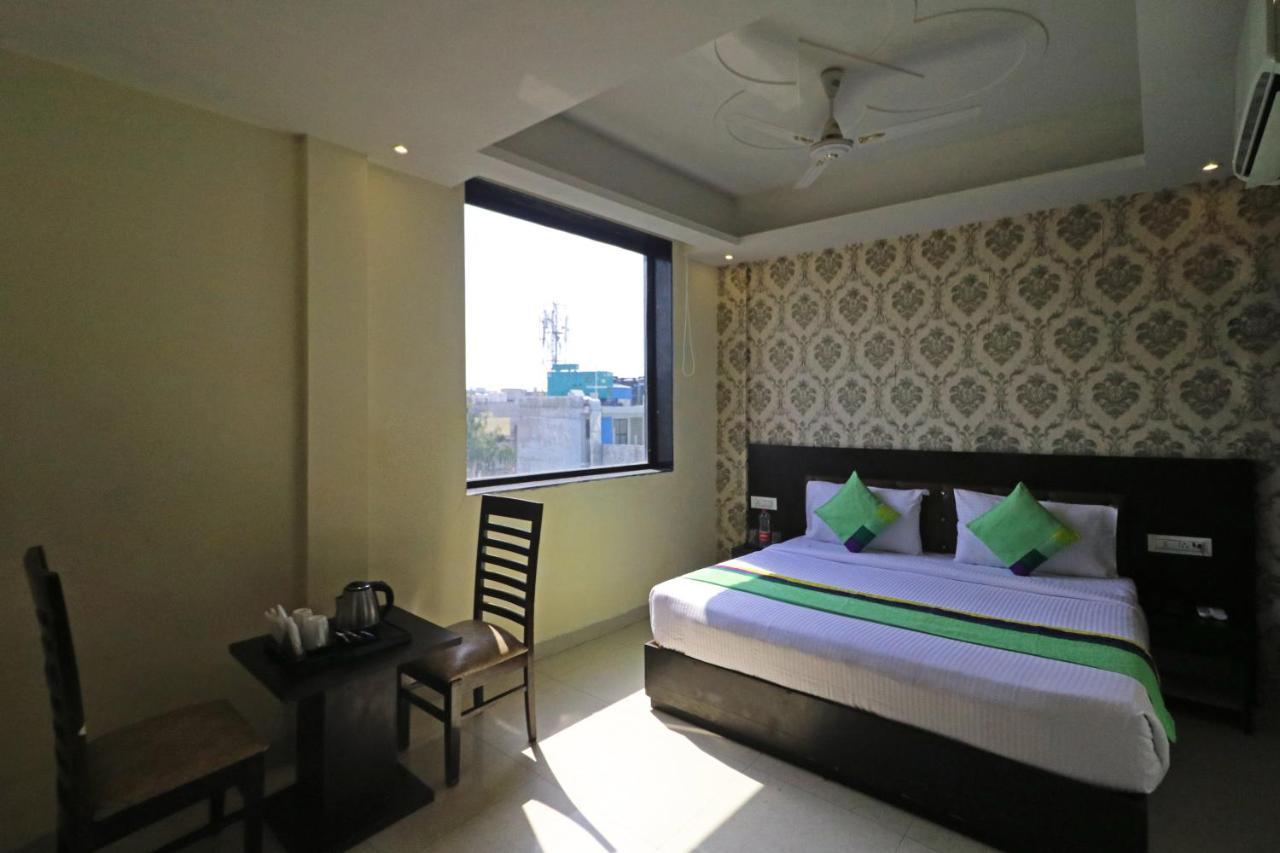 Paragon Suites New Delhi